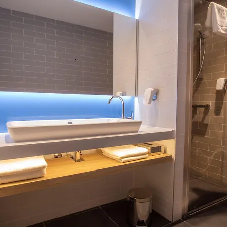 Express - By Ihg Hotell Ljubljana