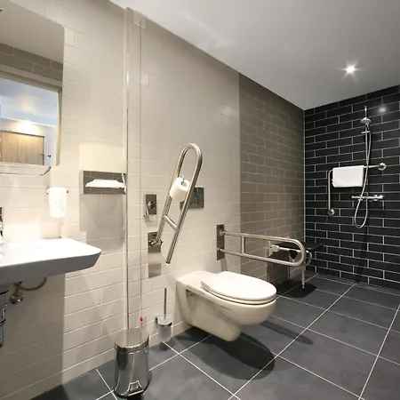 Express - By Ihg Hotel Ljubljana