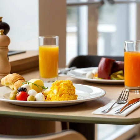 Express - By Ihg Hotel