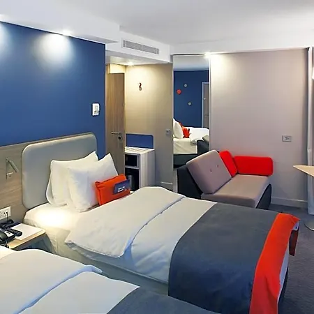 Express - By Ihg