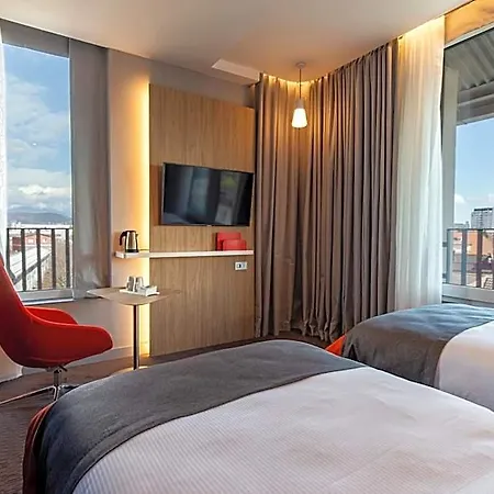 Express - By Ihg