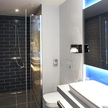 Express - By Ihg Готель 3*