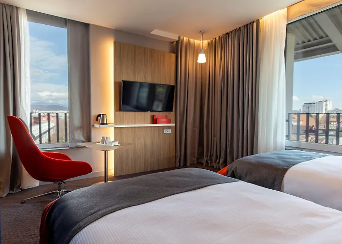 Szálloda Express - By Ihg Ljubljana